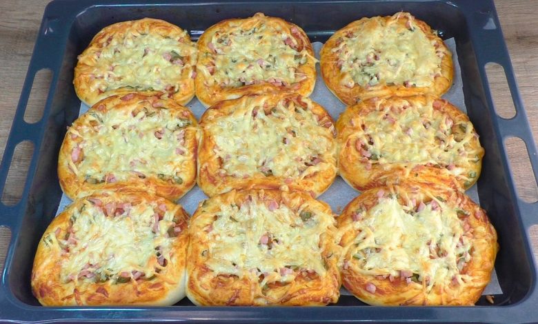 Ulubiona przekąska dzieci: domowe «Mini-pizze» – pyszny i łatwy przepis 🍕 Ulubiona przekąska dzieci: domowe «Mini-pizze» – pyszny i łatwy przepis 🍕