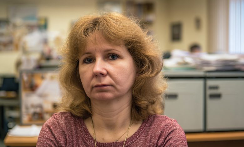 Zwolniono mnie z powodu wieku. Na pożegnanie podarowałam wszystkim kolegom róże, a szefowi zostawiłam teczkę z wynikami mojego tajnego audytu