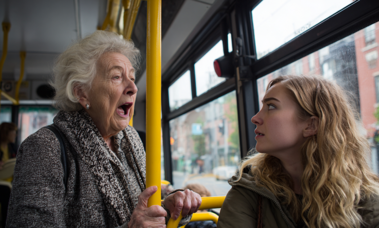 Starsza kobieta w autobusie zaczęła obrażać i poniżać młodą dziewczynę, ale wtedy dziewczyna tego nie wytrzymała i … Starsza kobieta w autobusie zaczęła obrażać i poniżać młodą dziewczynę, ale wtedy dziewczyna tego nie wytrzymała i …