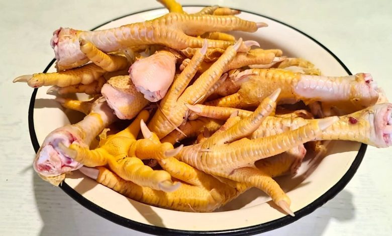 Nigdy nie wyrzucajcie kurzych łapek — 3 powody, które zmienią Wasze podejście do tego produktu Nigdy nie wyrzucajcie kurzych łapek — 3 powody, które zmienią Wasze podejście do tego produktu