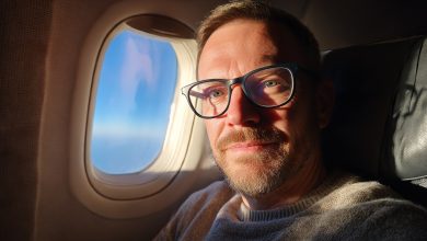 Stewardessa wtrąciła się w kłótnię na pokładzie, zaprowadziła mnie na koniec samolotu i powiedziała jedno zdanie, po którym wszystko trafiło na swoje miejsce…