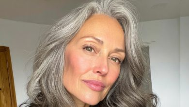 Moja teściowa ma prawie 60 lat, a wygląda na 40. Wszyscy pytają, w czym tkwi sekret, odpowiada, że to ćwiczenia i dieta. Ale znam prawdę — i mnie to wkurza