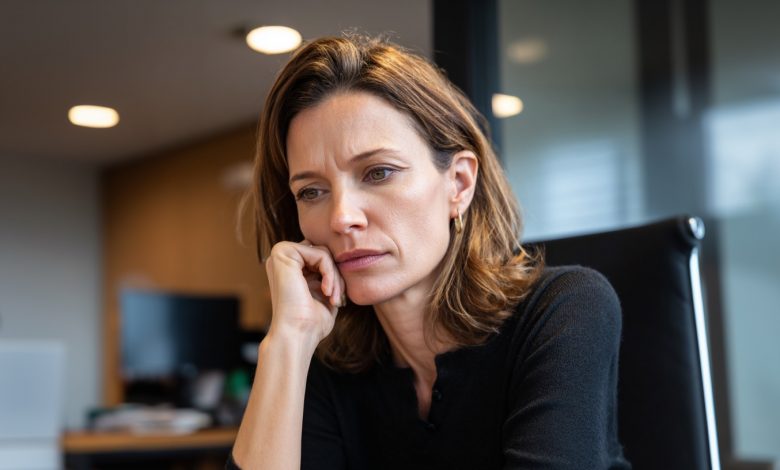 Siostra poprosiła o pieniądze na leczenie. A tydzień później zobaczyłam jej zdjęcia z wakacji. Było mi przykro i za to, że mnie oszukała, zrobiłam coś, czego się zupełnie nie spodziewała… Siostra poprosiła o pieniądze na leczenie. A tydzień później zobaczyłam jej zdjęcia z wakacji. Było mi przykro i za to, że mnie oszukała, zrobiłam coś, czego się zupełnie nie spodziewała…