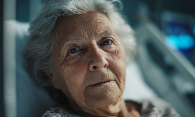 Teściowa zatruła mi życie przez całe 20 lat małżeństwa. W czwartek były mąż pojawił się w drzwiach z dokumentami i listem od niej. Usiadłam w kuchni, zaczęłam czytać, a od tego, co mi napisała, nogi się pode mną ugięły…