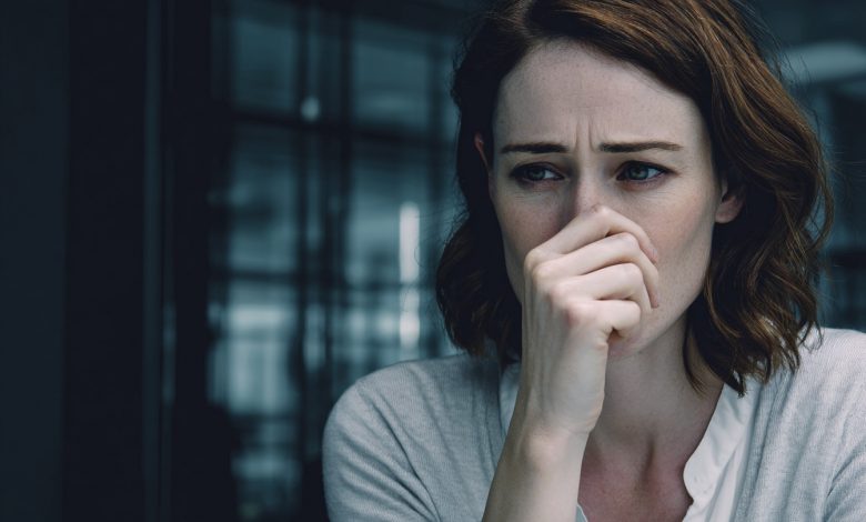 Były mąż nie płacił alimentów przez 10 lat. A wczoraj zadzwonił z prośbą: „Pomóż, mnie zwalniają, nagle potrzebuję pieniędzy”. Myślałam przez 5 sekund. A potem powiedziałam słowa, po których on…