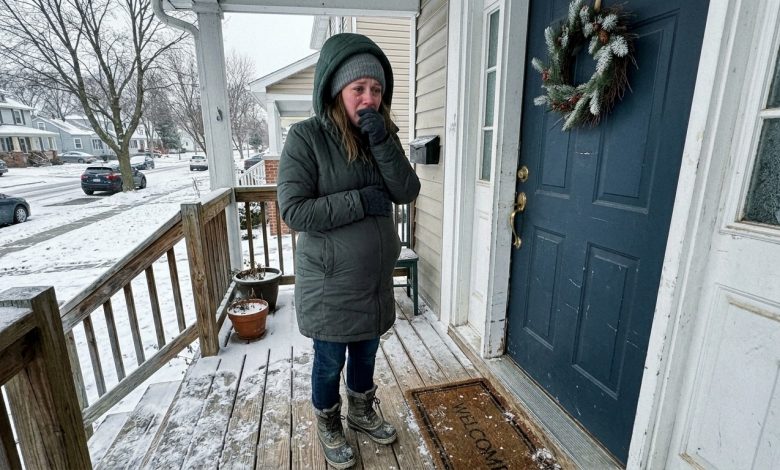 Mąż zamknął mnie na zewnątrz na mrozie — a to, co zobaczyłam w środku, przewróciło wszystko do góry nogami
