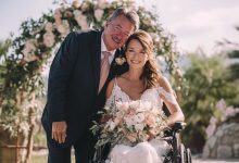 Zaadoptowałem małą dziewczynkę na wózku inwalidzkim. A po 23 latach, na jej ślubie, podeszła do mnie nieznajoma i powiedziała: “Nawet nie wyobrażasz sobie, co ona przed tobą ukrywa”… Zaadoptowałem małą dziewczynkę na wózku inwalidzkim. A po 23 latach, na jej ślubie, podeszła do mnie nieznajoma i powiedziała: “Nawet nie wyobrażasz sobie, co ona przed tobą ukrywa”…