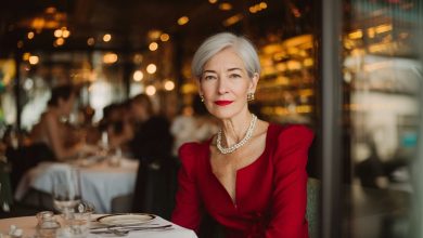 Teściowa ciągle mnie poniżała za to, że jestem “tylko nauczycielką” w zwykłej szkole. Latami znosiłam jej ataki, aż kiedyś teść nie interweniował…