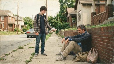 Chłopiec oddał swój posiłek zamarzniętemu nieznajomemu na ulicy — i nie wiedział, że to był test