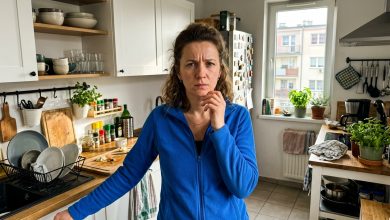 Mój Pięciolatek Wspomniał o Mężczyźnie o Imieniu Pan Tom, Który Odwiedza Nocą — Założyłam Kamerę i Wstrzymałam Oddech, Gdy Zobaczyłam Nagrany Materiał