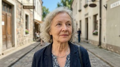 Oddałam mojej córce wszystkie swoje oszczędności na jej wesele. Obiecała oddać pieniądze potem. Minęły trzy lata, a teraz mówi, że to był prezent.