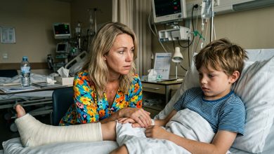 Mój były mąż zapewniał, że nasz syn złamał nogę przez zwykły upadek… dopóki pielęgniarka nie podała mi karteczki, na której było tylko jedno zdanie, od którego ugięły się pode mną nogi…