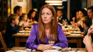 Podczas rodzinnej kolacji mąż powiedział coś przy wszystkich — i poczułam, jak coś we mnie się zamknęło