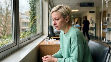 «Przez trzy lata każdego wieczoru zajmowałam się dziećmi mojej siostry — pomagałam, bo mówiła, że „nie daje rady”. Kiedy mój syn trafił do szpitala i poprosiłam ją o pomoc, powiedziała: „Przepraszam, mam manicure, dawno się umówiłam”. Odłożyłam telefon i zrobiłam coś, czego sama się po sobie nie spodziewałam»