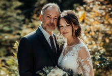 Wyszłam za mąż za najlepszego przyjaciela ojca i byłam bardzo zaskoczona tym co zorganizował na naszą pierwszą noc poślubną… Wyszłam za mąż za najlepszego przyjaciela ojca i byłam bardzo zaskoczona tym co zorganizował na naszą pierwszą noc poślubną…