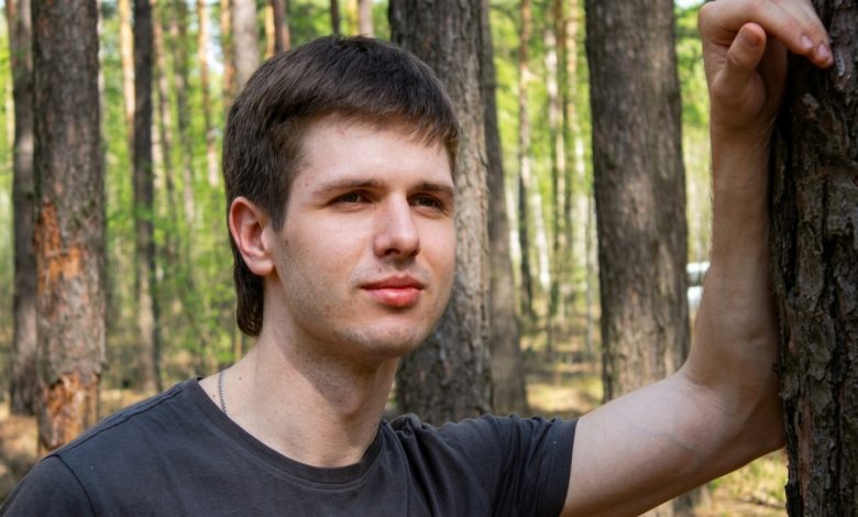 Zawsze wyobrażałam sobie syna u boku ładnej dziewczyny z bogatej rodziny. Ale wybrał Kasię — dziewczynę ze wsi, która zmieniła moje rozumienie szczęścia