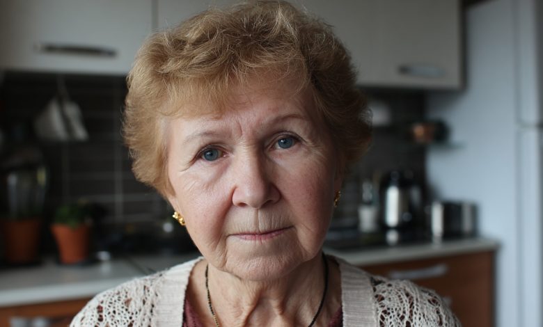 „Na targu nie rozpoznałam swojej byłej synowej… a gdy podeszła do mnie i zaprosiła do swojego domu, zrozumiałam jaki błąd popełniłam stając po stronie syna i co naprawdę straciłam”…