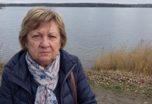 Moje dzieci zaprosiły mnie po raz pierwszy od lat na wakacje nad jeziorem, ale drugiego dnia postawiły na stole dokumenty dotyczące mojego domu i mojej emerytury Moje dzieci zaprosiły mnie po raz pierwszy od lat na wakacje nad jeziorem, ale drugiego dnia postawiły na stole dokumenty dotyczące mojego domu i mojej emerytury