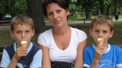Sama wychowywałam bliźniaków mojego zmarłego męża z pierwszego małżeństwa, a kiedy chłopcy skończyli osiemnaście lat, zrobili coś, z powodu czego płaczę do dziś…