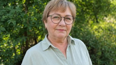 Zamontowałam kamerę w kuchni, bo czułam, że teściowa coś ukrywa. Ale to, co zobaczyłam na nagraniu, zburzyło wszystko, w co wierzyłam… Zamontowałam kamerę w kuchni, bo czułam, że teściowa coś ukrywa. Ale to, co zobaczyłam na nagraniu, zburzyło wszystko, w co wierzyłam…