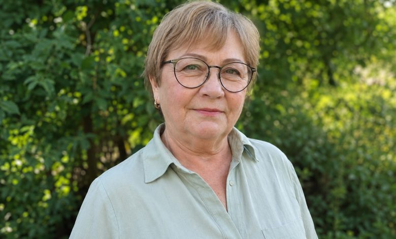 Zamontowałam kamerę w kuchni, bo czułam, że teściowa coś ukrywa. Ale to, co zobaczyłam na nagraniu, zburzyło wszystko, w co wierzyłam… Zamontowałam kamerę w kuchni, bo czułam, że teściowa coś ukrywa. Ale to, co zobaczyłam na nagraniu, zburzyło wszystko, w co wierzyłam…
